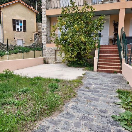 דירות בריי-סור-רויה Superbe Rez-De-Jardin Refait A Neuf. מראה חיצוני תמונה